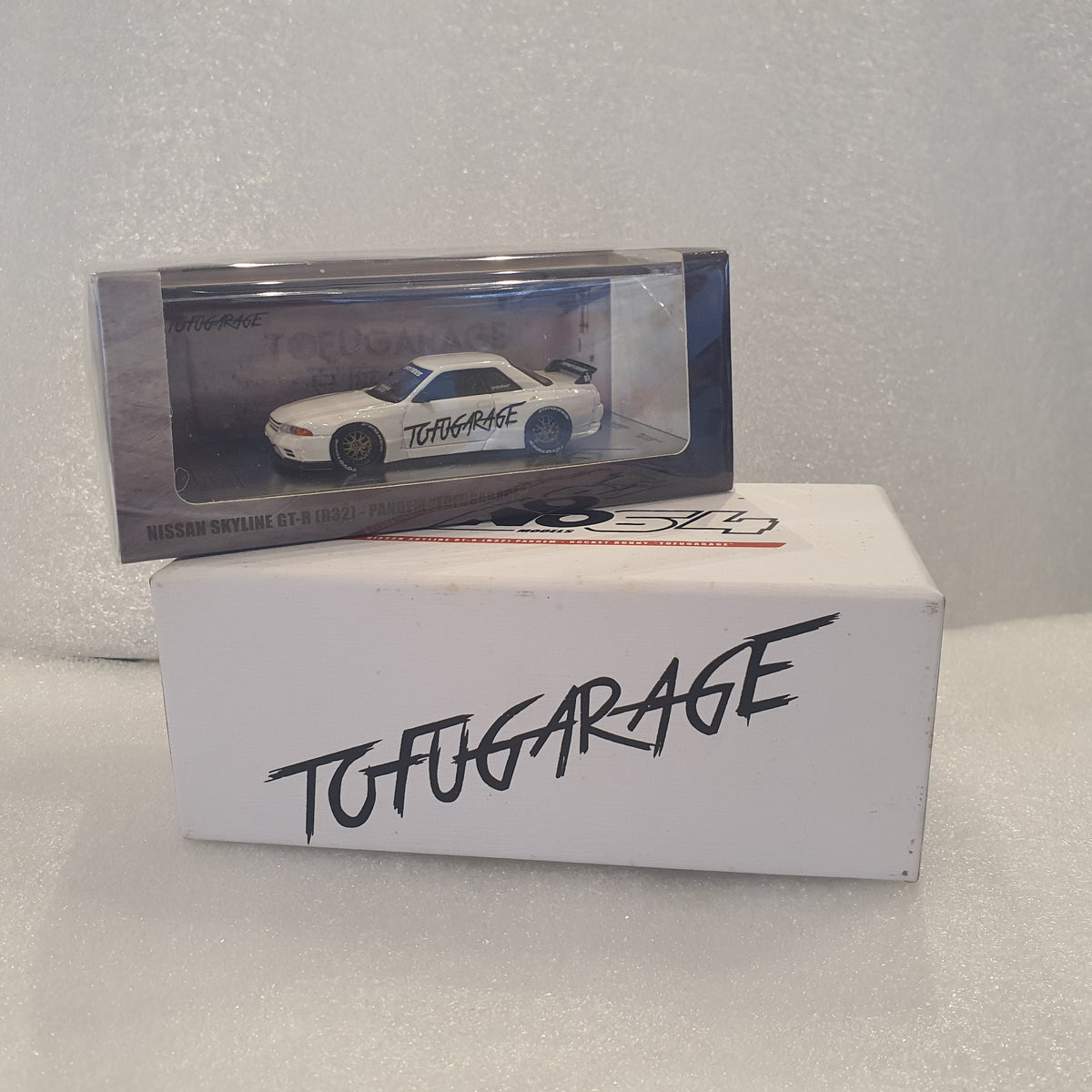 1:64 Inno64 Nissan Skyline GTR R32 Pandem 