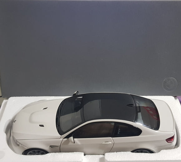 1:18 Dealer Edition Kyosho BMW M3 Coupe - White - After Market