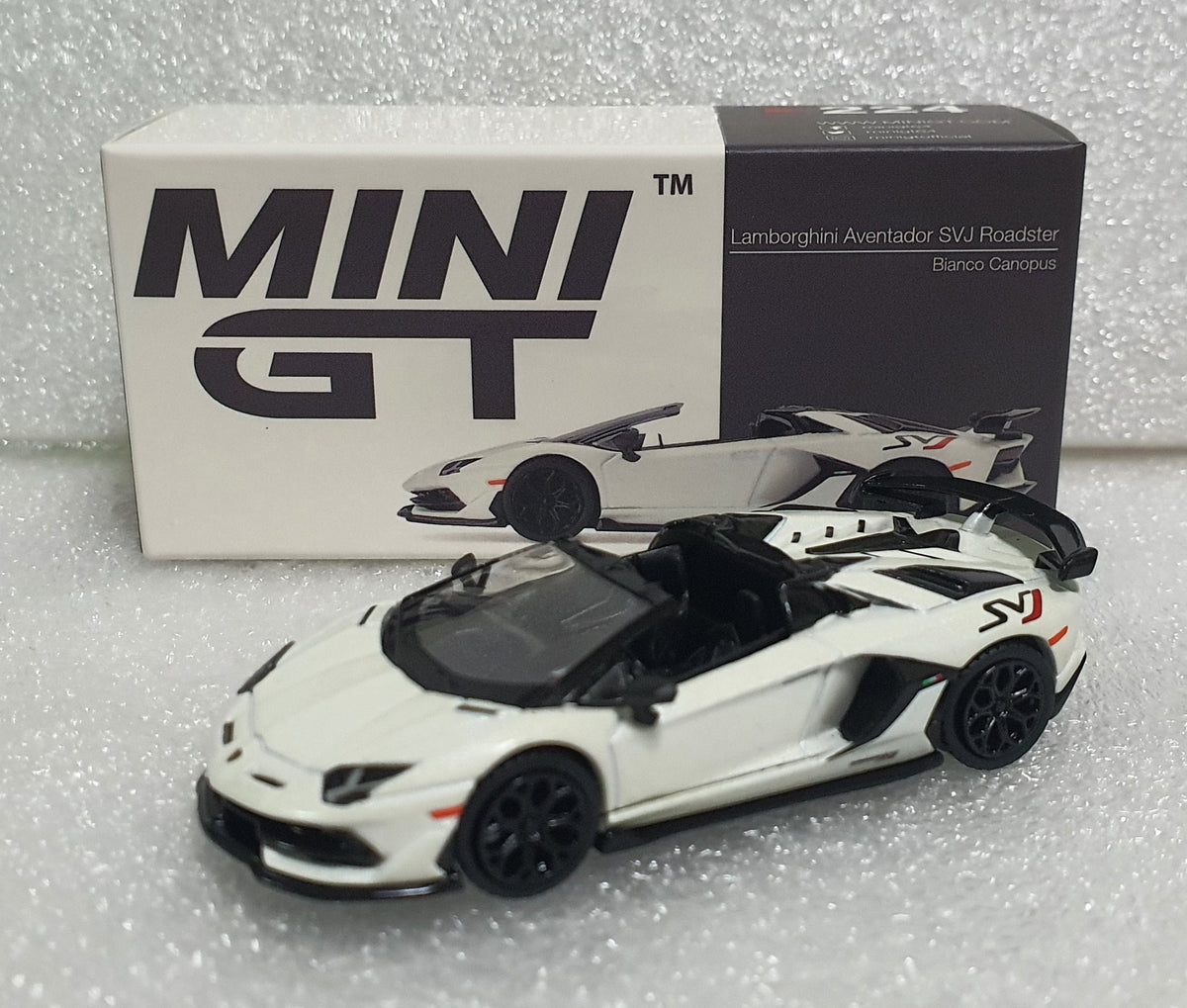 ミニカー MINI GT Lamborghini Aventador S Roadster MINI GT 1/64 Lamborghini Aventador SVJ Roadster Rosso