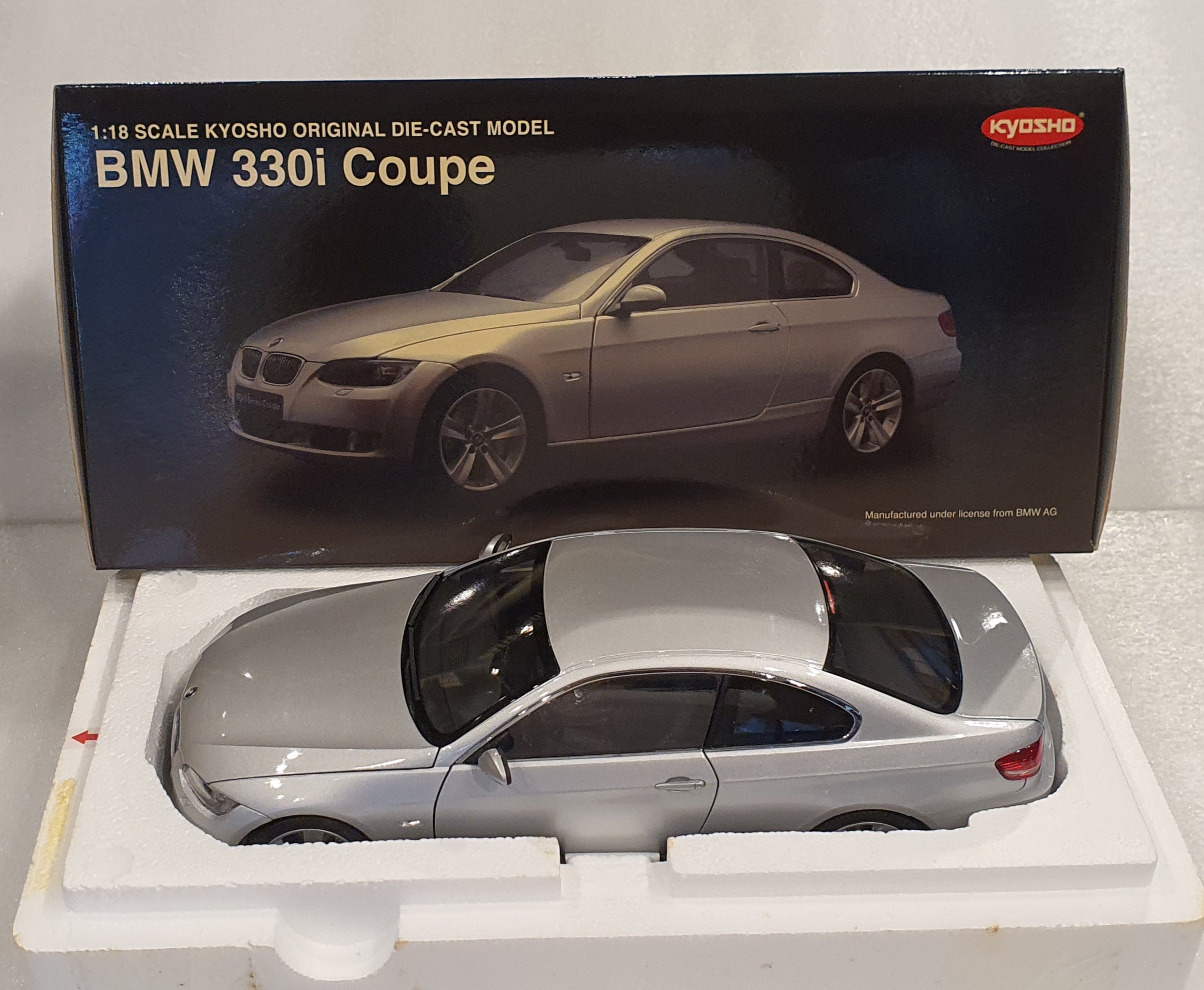Kyosho BMW 330i Sedan 1:18 ダイキャスト Kyosho BMW 330i Sedan 1:18 ダイキャスト - メルカリ