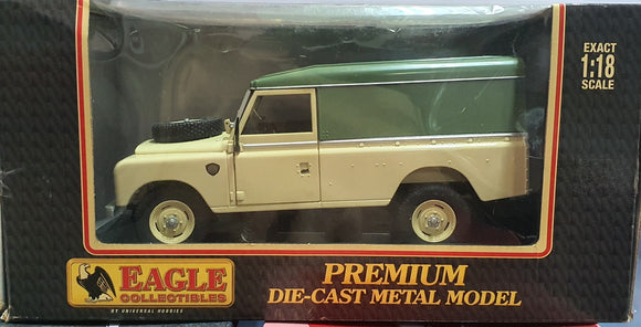 1:18 Universal Hobbies LandRover Serie III 109 Hard Top - After Market