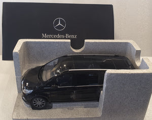 1:18 Dealer Edition Mercedes Benz V Class L