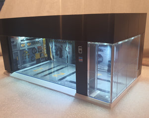 1:64 Diorama Garage Powered Door Black