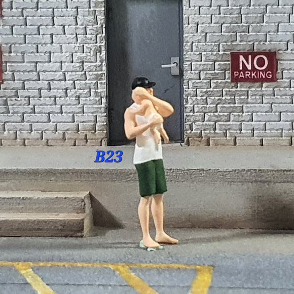 1:64 Figurine Father & Baby Bonding Time - B23