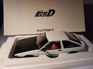 1:18 Autoart Toyota Sprinter Trueno AE86 - Initial D "Project D Version"