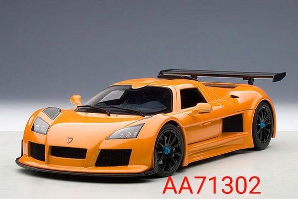 1:18 Autoart Gumpert Apollo S Metallic Orange