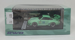 1:64 RWB Official Porsche RWB993 Idlers #19 Lomianki