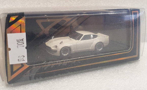 1:64 Error404  Nissan Fairlady 240Z