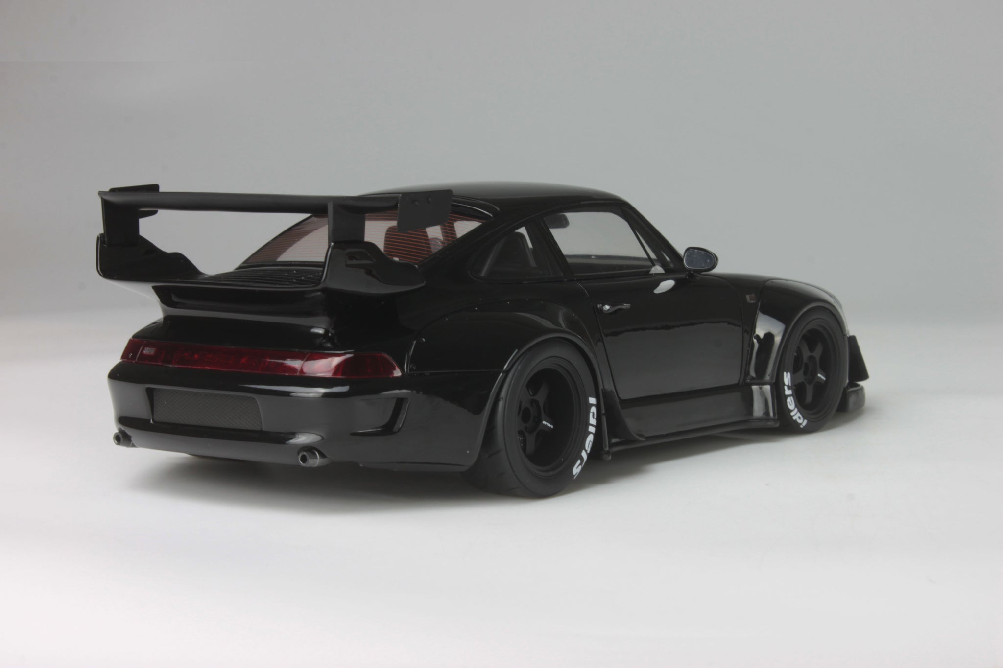 1:18 GT Spirit 993 RWB Black - KJ005 – toyznetwork