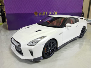 1:18 Samurai Nissan Skyline GTR R35 Premium Edition - White